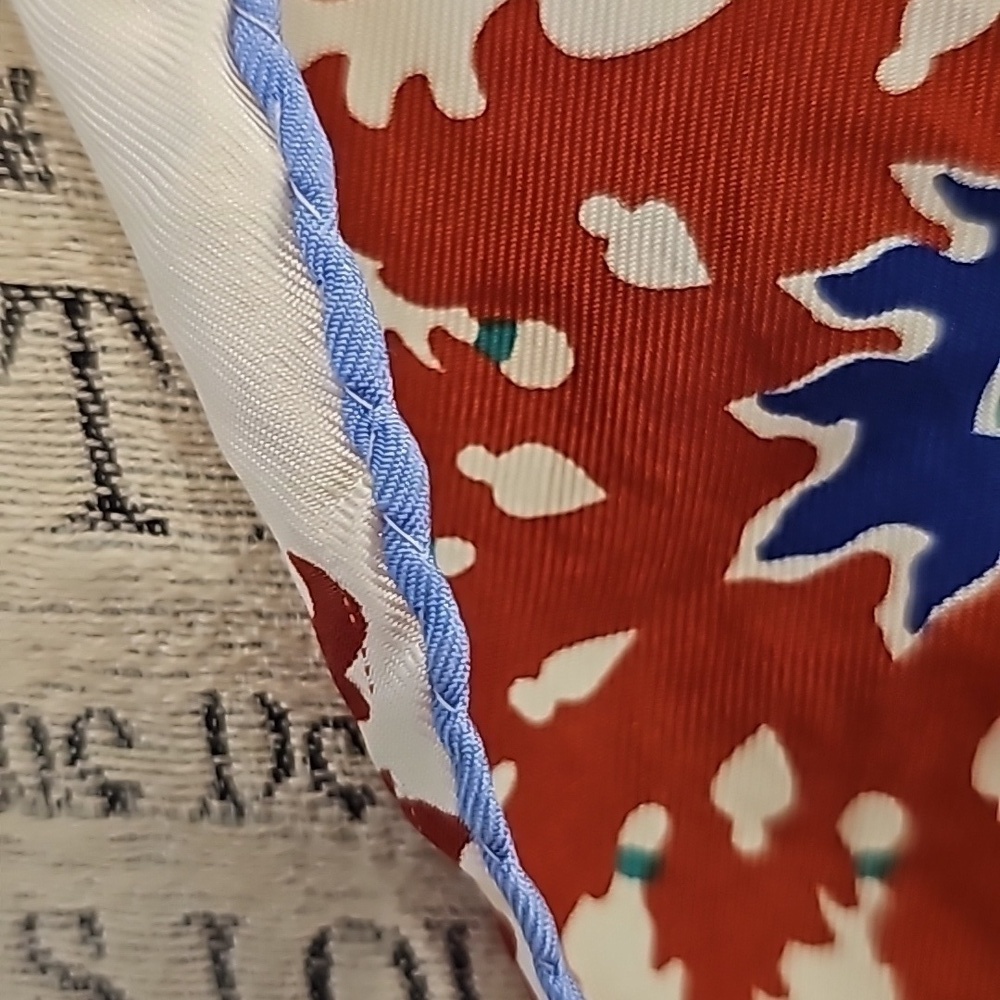 Metropolitan Museum Of Art Blue, White & Brown Vintage Silk Scarf - OS - Picture 5 of 7